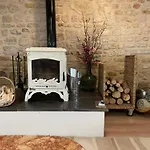 Semesterbostad The Old Farm *