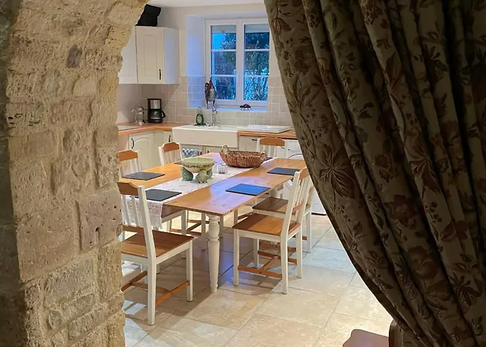 The Old Farm Amfreville (Manche)